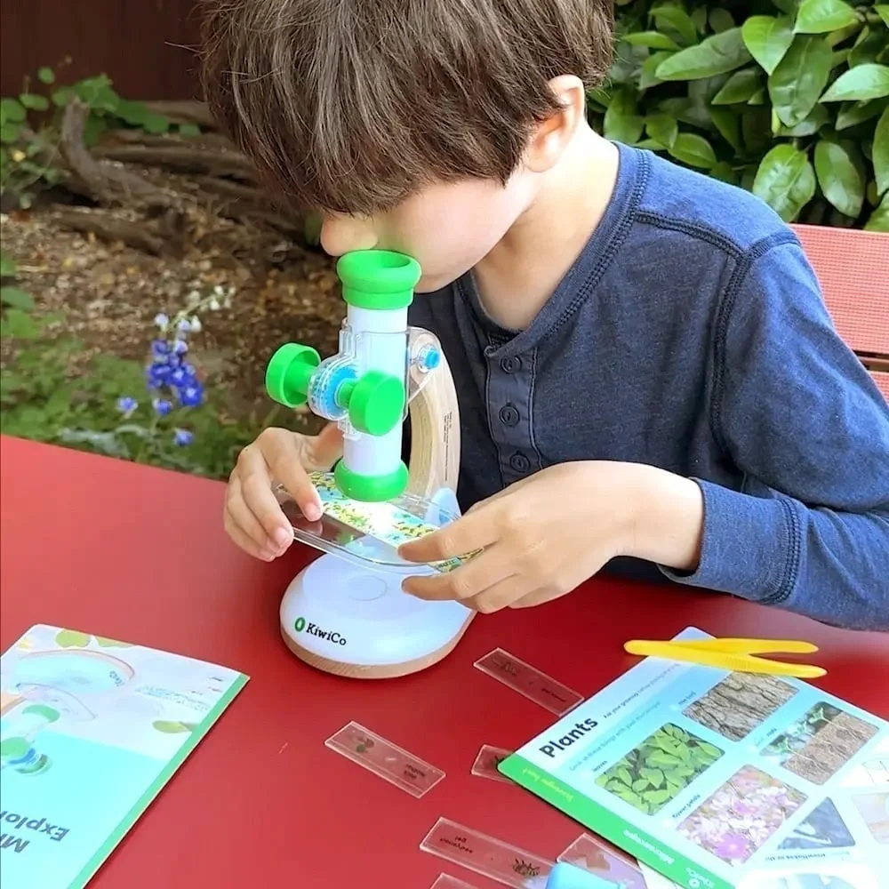 NWT Kiwico Green and White Kids Boys Girls Microscope Learning Toy Set
